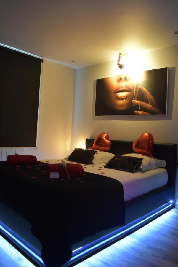 Spa Privatif Love Room, Le Hammam Et Bulles, Chez Nuits Chartraines Chartres Eksteriør bilde